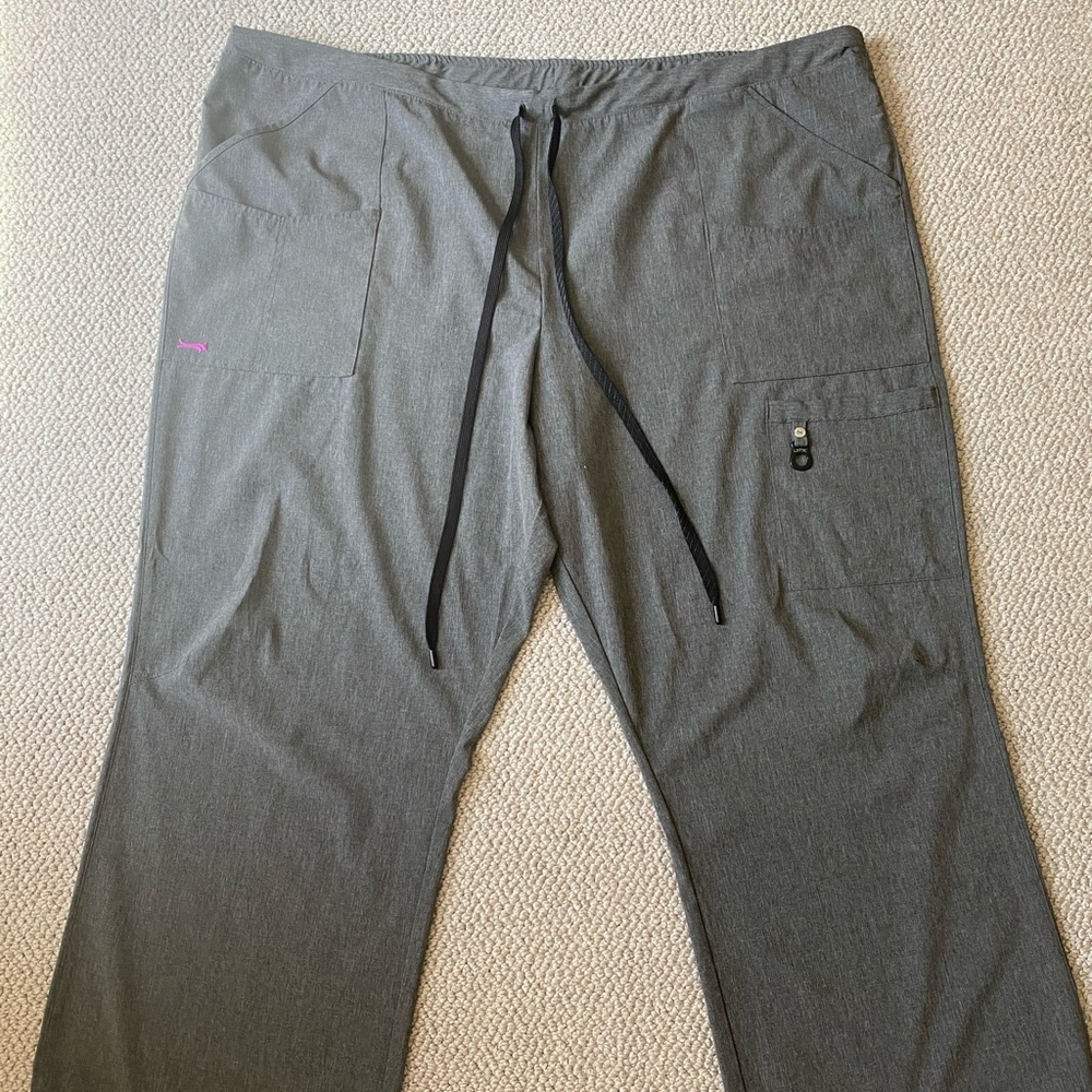 Lynx scrub pants